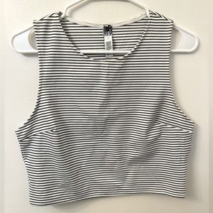 Free Press Striped Black / White Sleeveless Crop Tank Top L